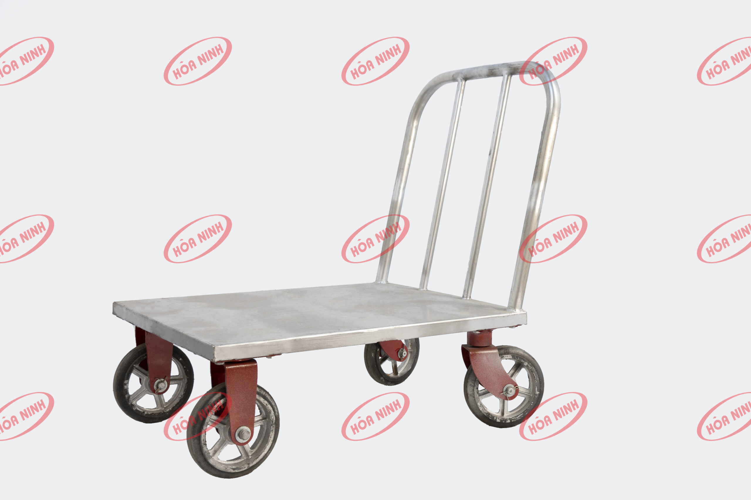 xe chở cám