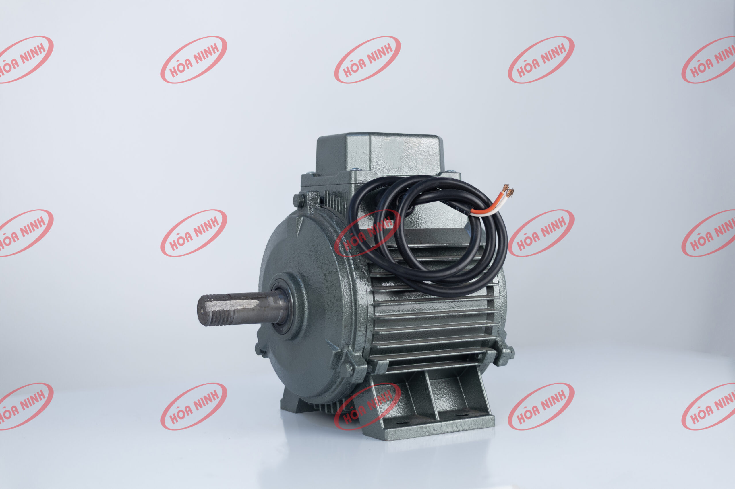 Động cơ 180 w vỏ nhôm Hòa Ninh 1 pha