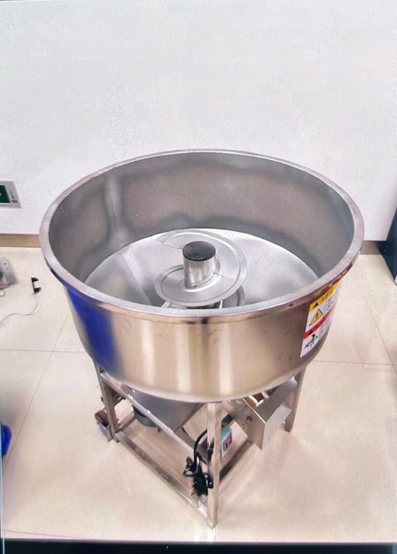 máy trộn cám heo