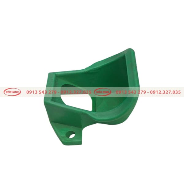 Bát uống heo con 2