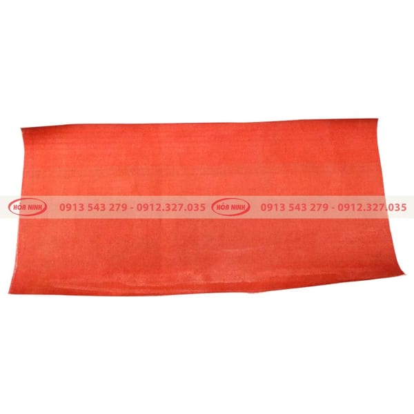 Thảm úm lợn con 2