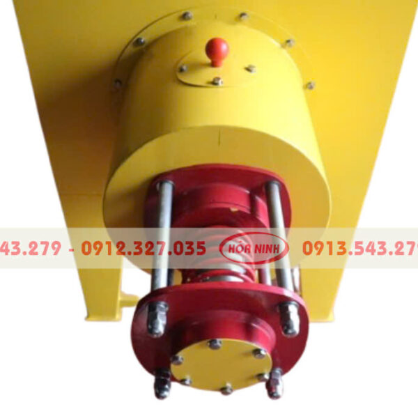 z5851333346068_15f3de50d2e72ae32f286e11a6b5337d